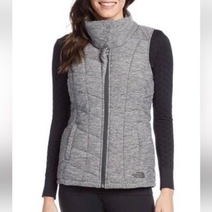 The North Face Women’s Pseudio Vest Grey Puffer Jacket Training Run Sz SMALL